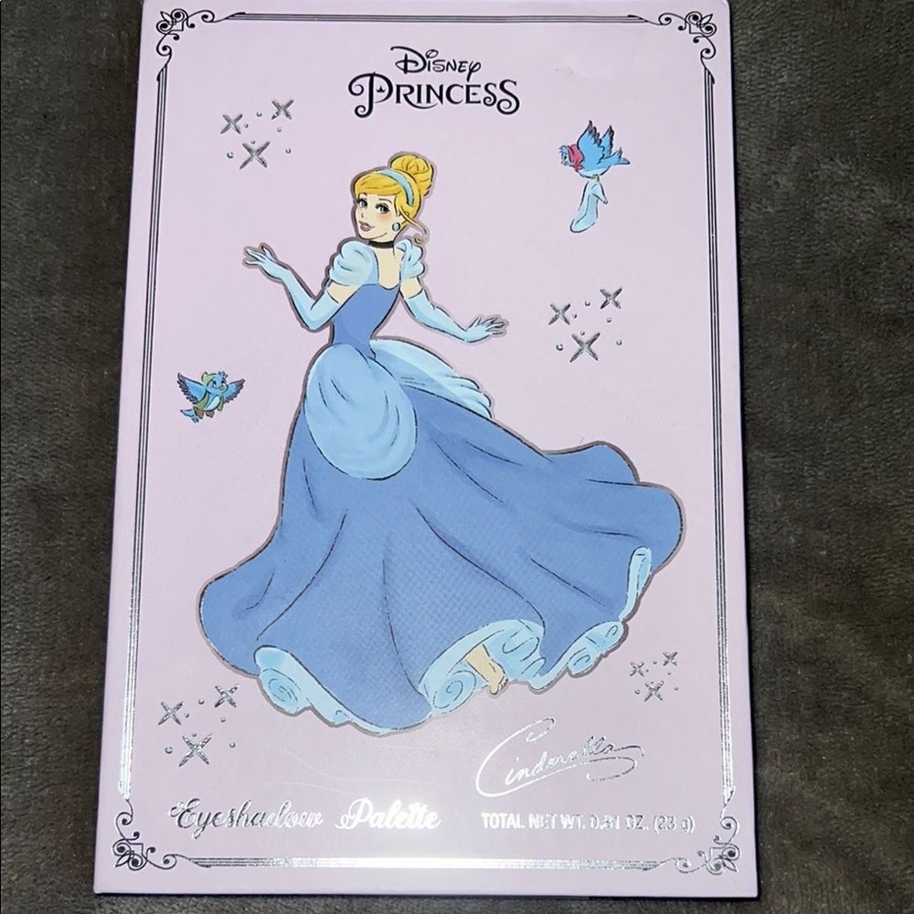 Disney Cinderella Enchanted Blue and Pink Eyeshadow‎